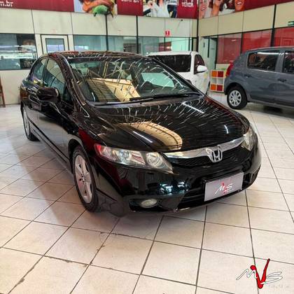HONDA CIVIC 1.8 LXS 16V FLEX 4P AUTOMÁTICO HONDA CIVIC 1.8 LXS 16V FLEX 4P AUTOMÁTICO